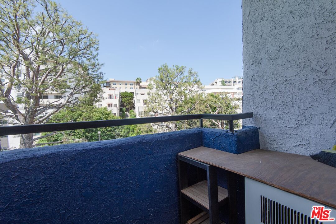 10982 Roebling Ave Unit: 347