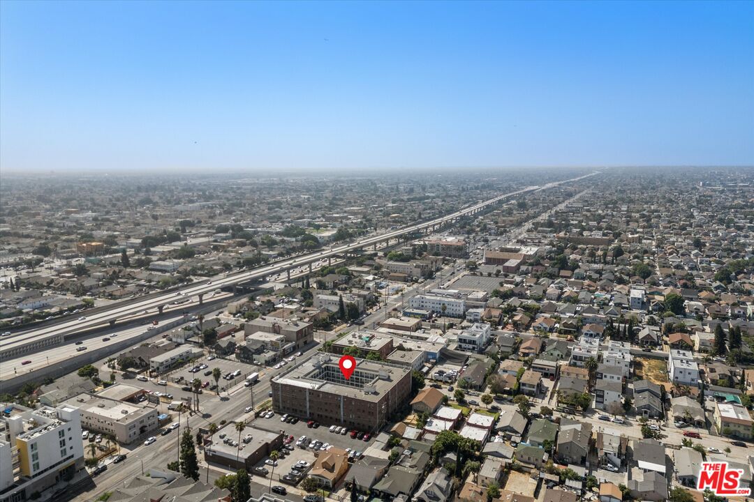 4125 S Figueroa St Unit: 302