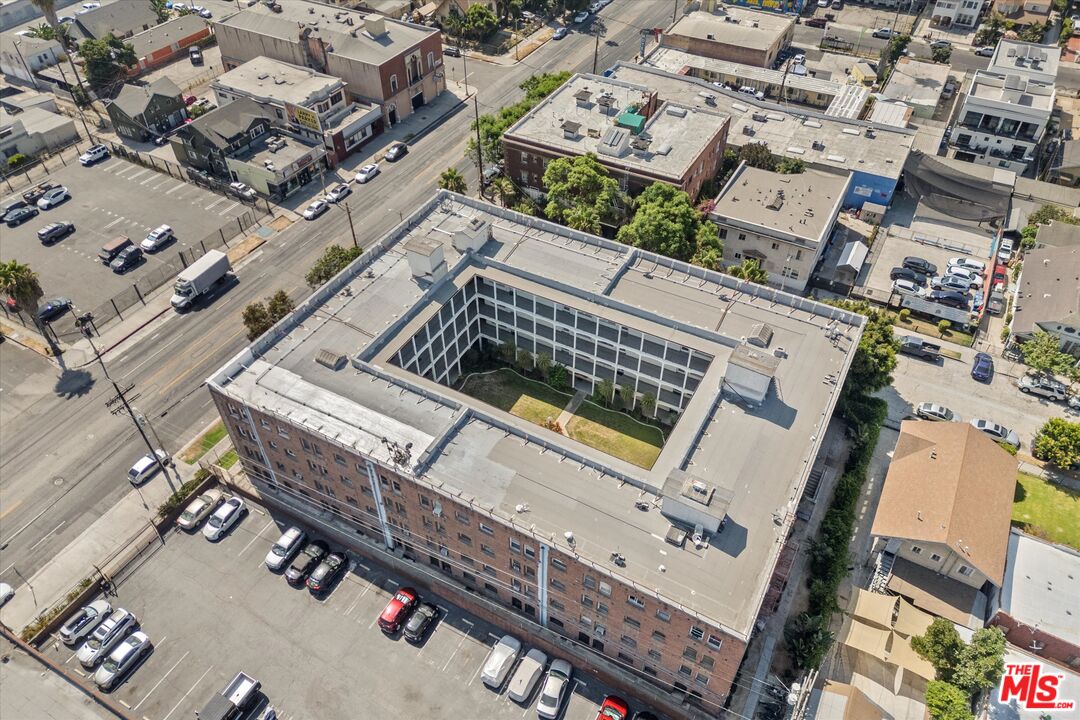 4125 S Figueroa St Unit: 302