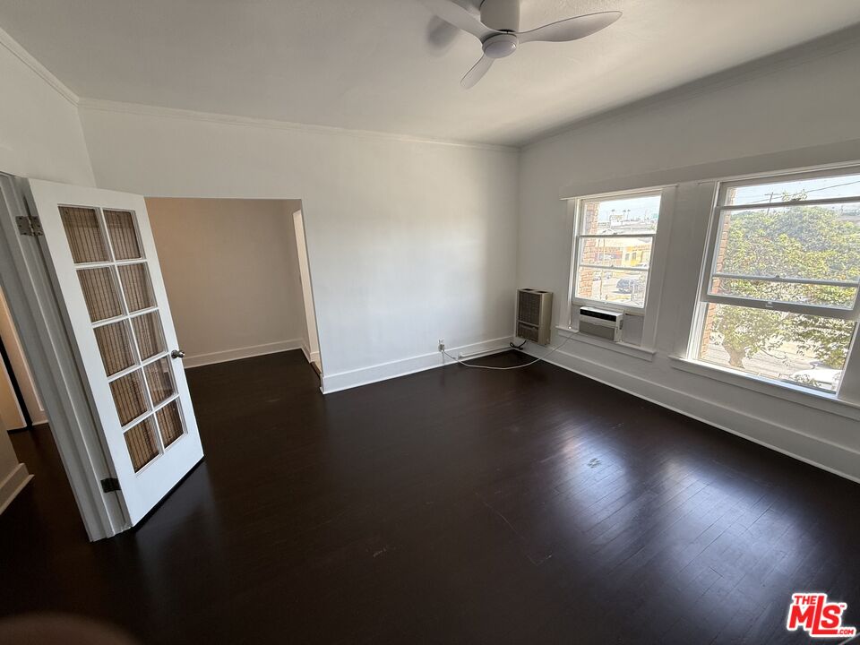 4125 S Figueroa St Unit: 302