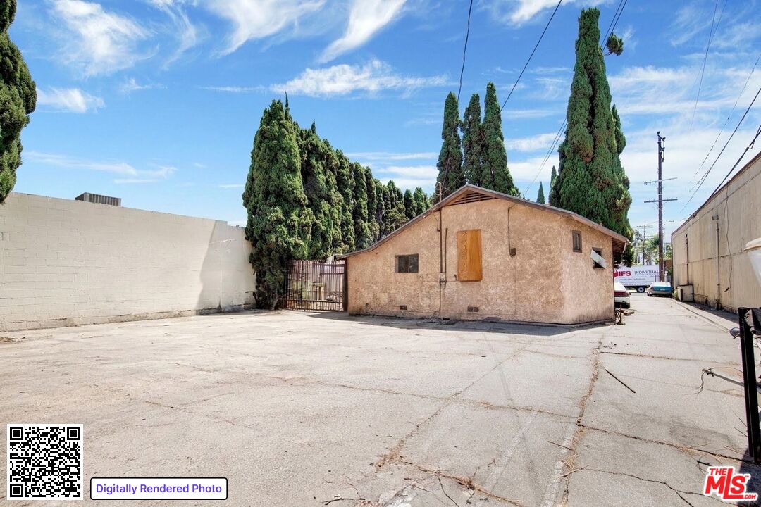 4149 Melrose Ave