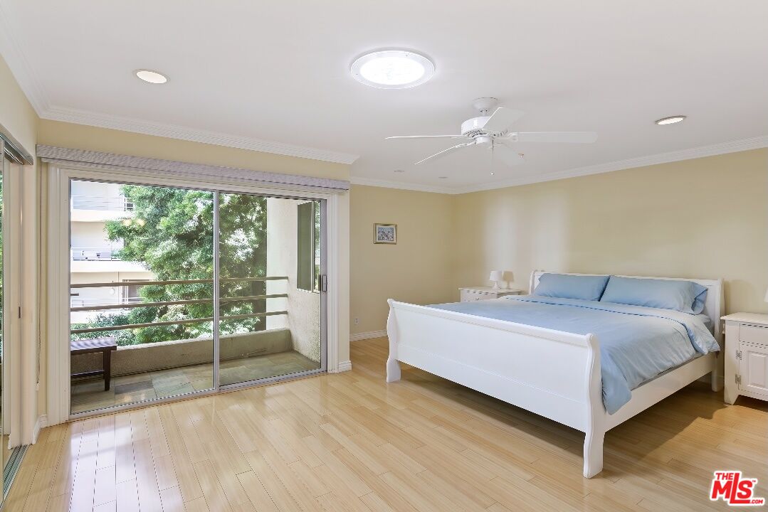 1131 Alta Loma Rd Unit: 602