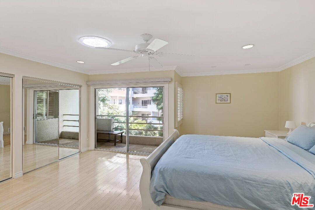 1131 Alta Loma Rd Unit: 602