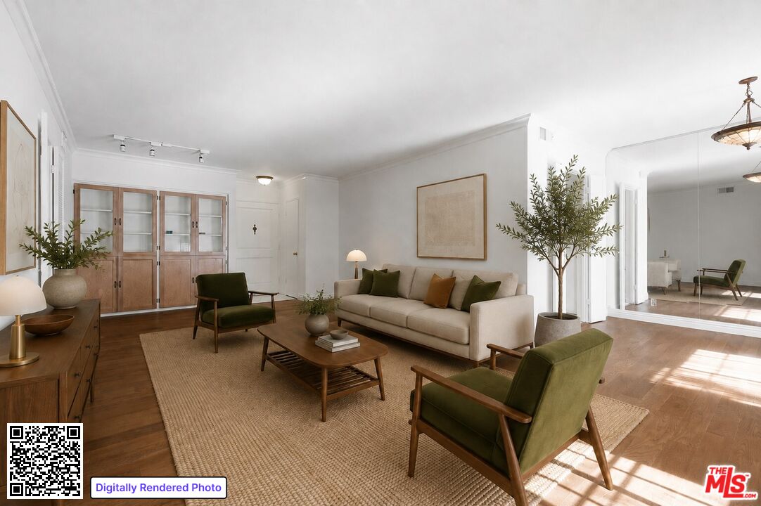 837 S Windsor Blvd Unit: 6