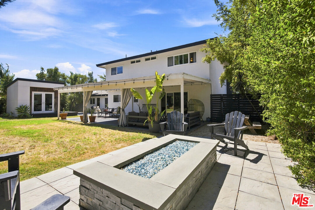 250 Lupe Ave