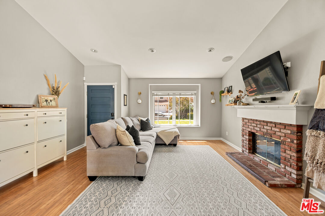 22537 Cardiff Dr