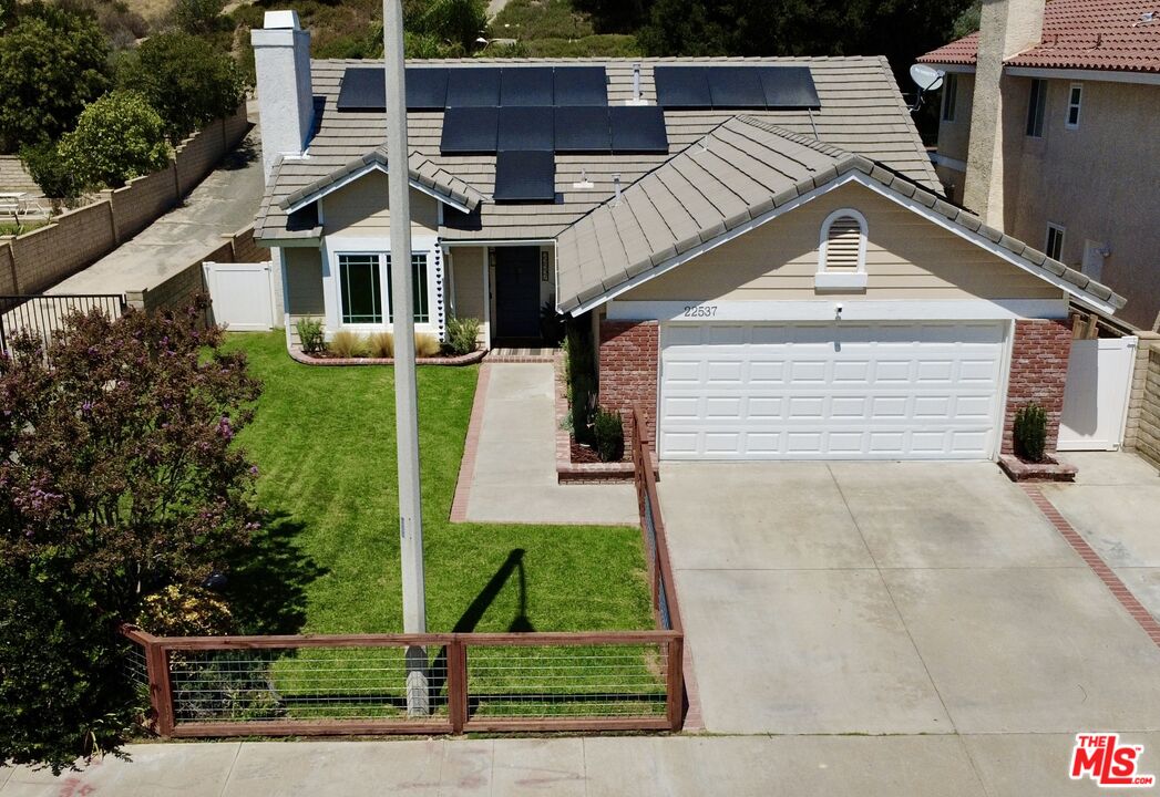 22537 Cardiff Dr