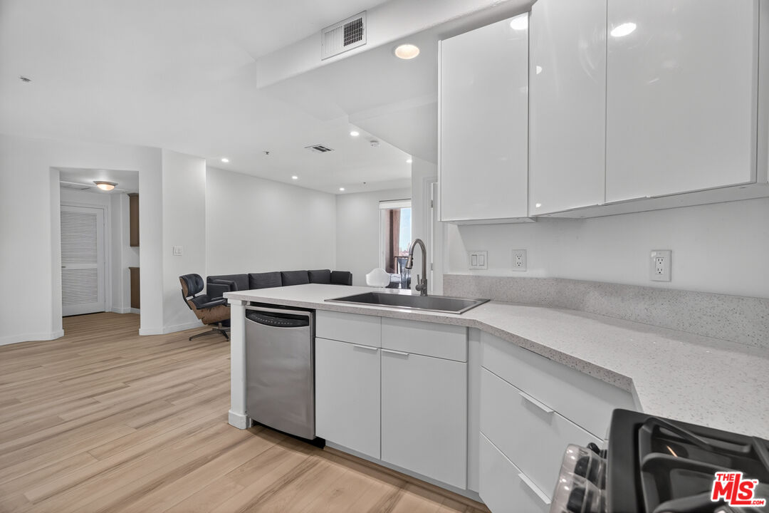 360 W Avenue 26 Unit: 236