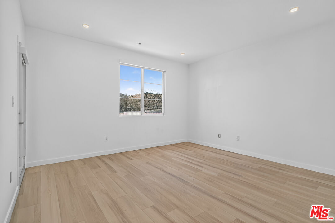360 W Avenue 26 Unit: 236