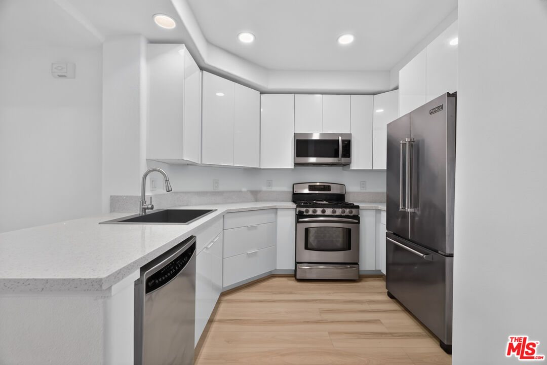 360 W Avenue 26 Unit: 236