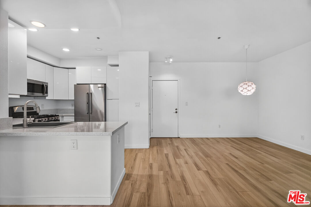 360 W Avenue 26 Unit: 236