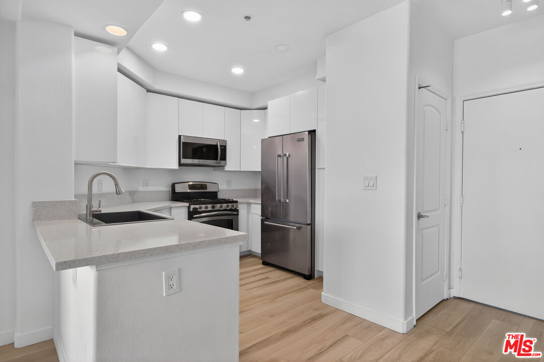 360 W Avenue 26 Unit: 236