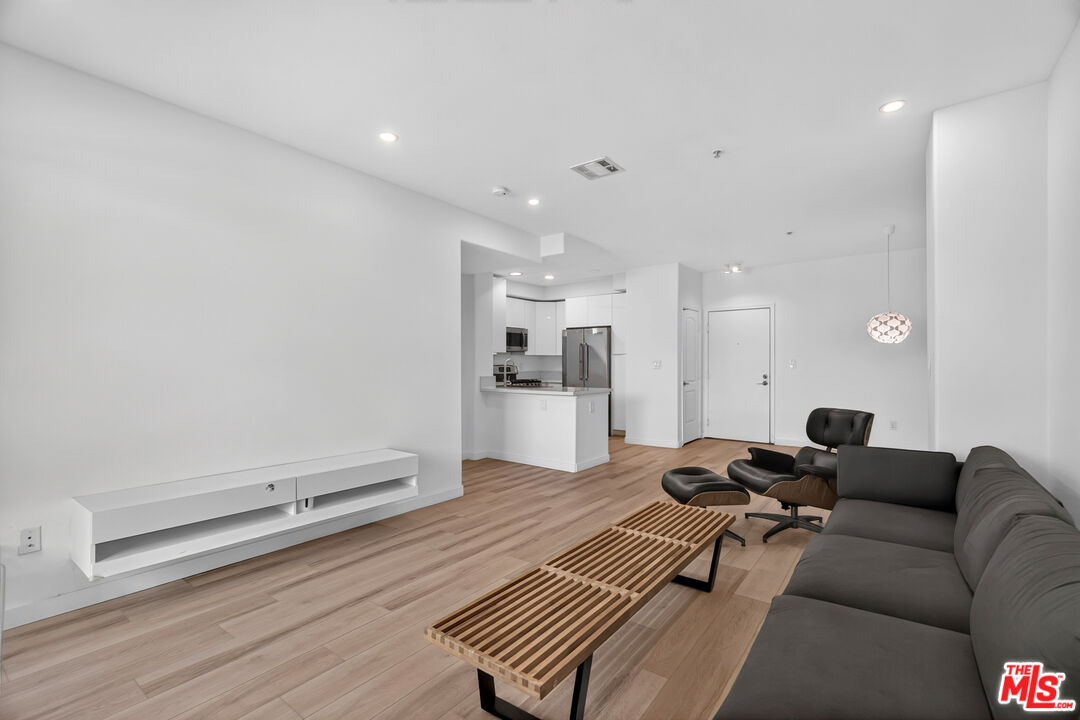 360 W Avenue 26 Unit: 236