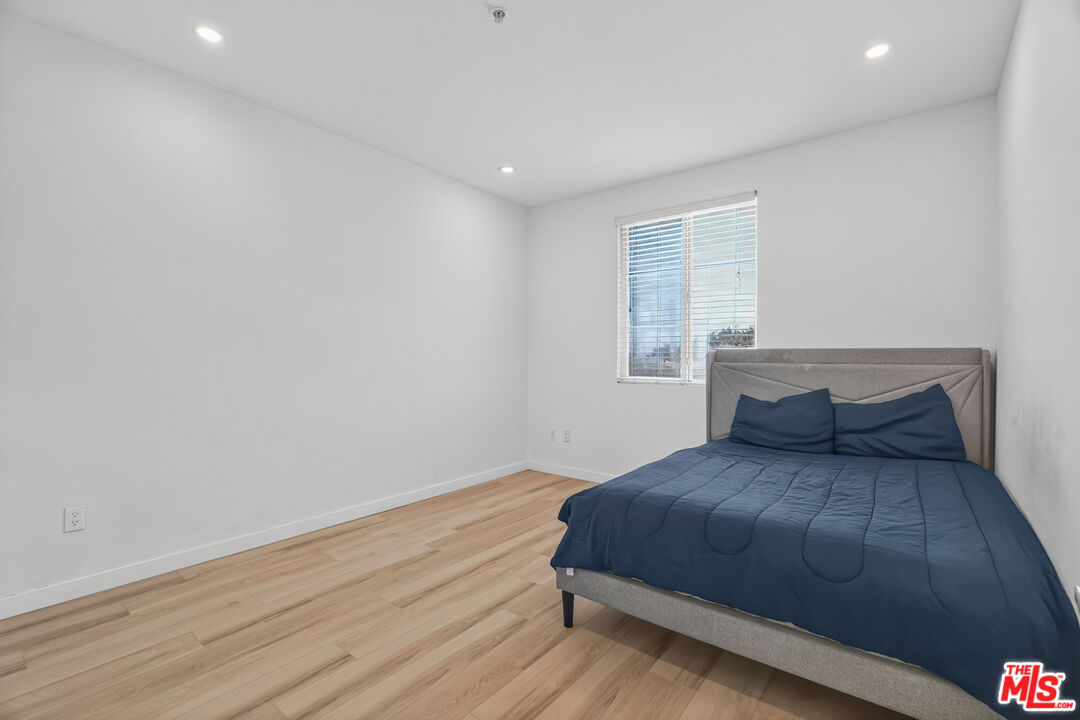 360 W Avenue 26 Unit: 236