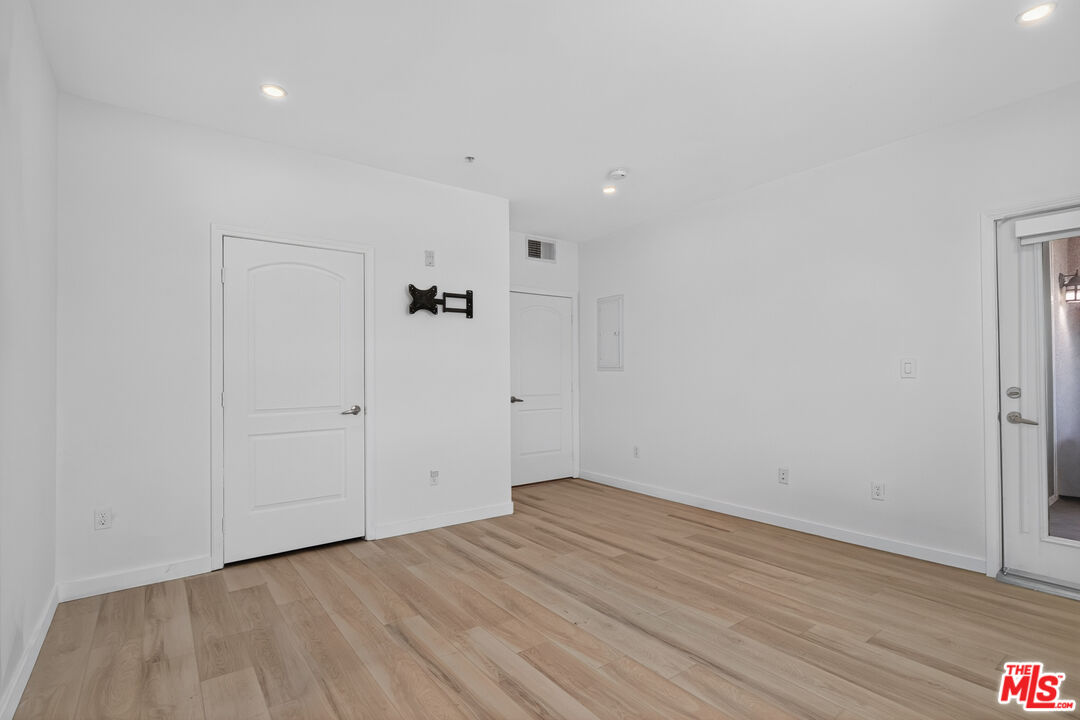 360 W Avenue 26 Unit: 236