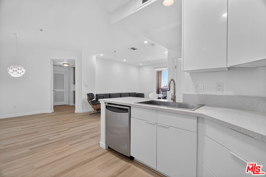 360 W Avenue 26 Unit: 236