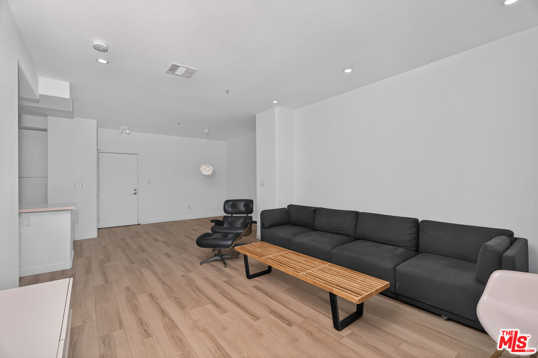 360 W Avenue 26 Unit: 236