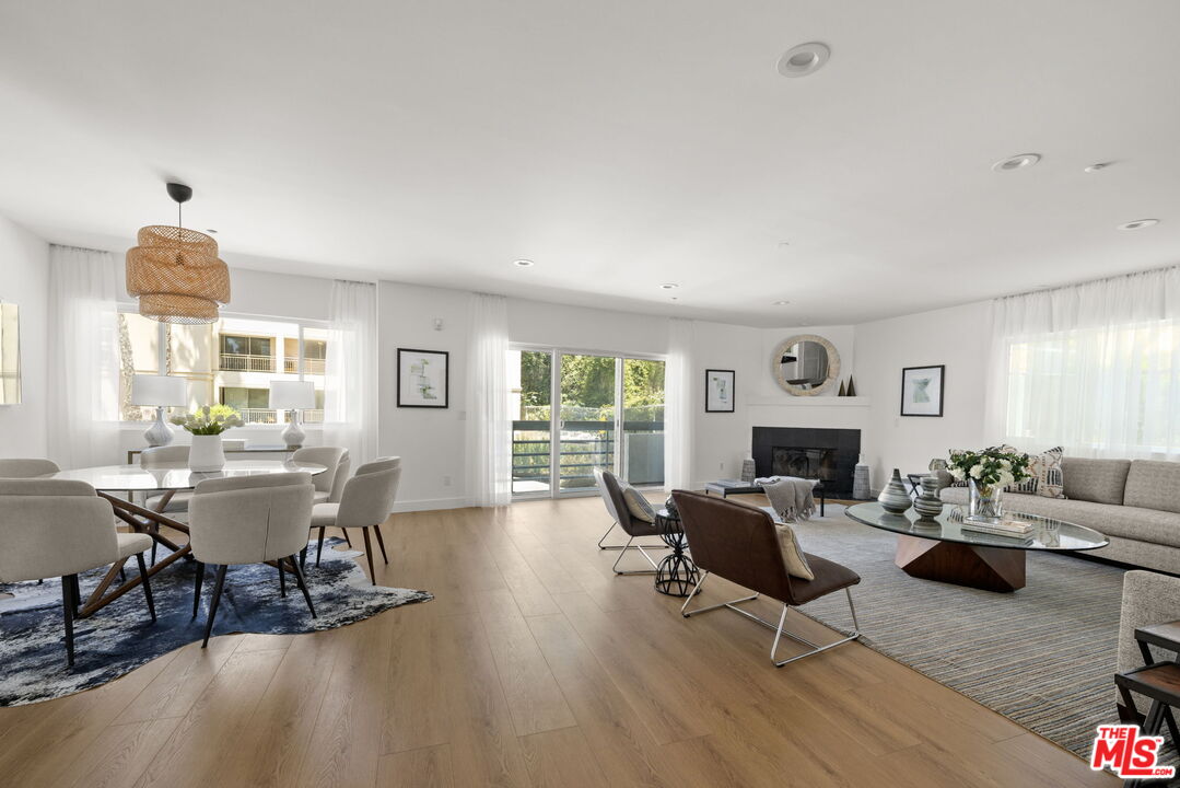 11606 Chenault St Unit: 101