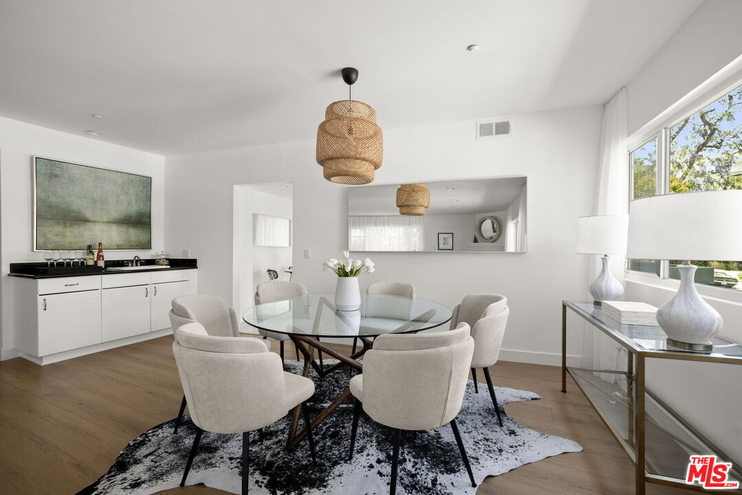 11606 Chenault St Unit: 101