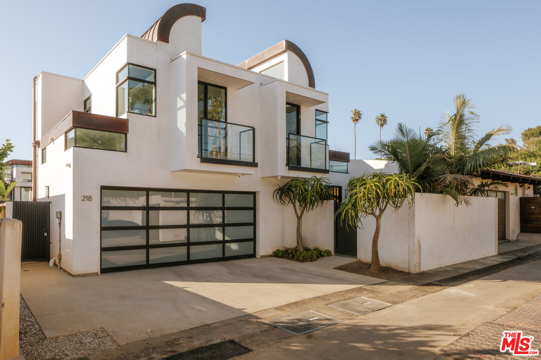 218 Alta Ave