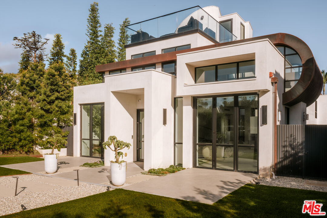218 Alta Ave