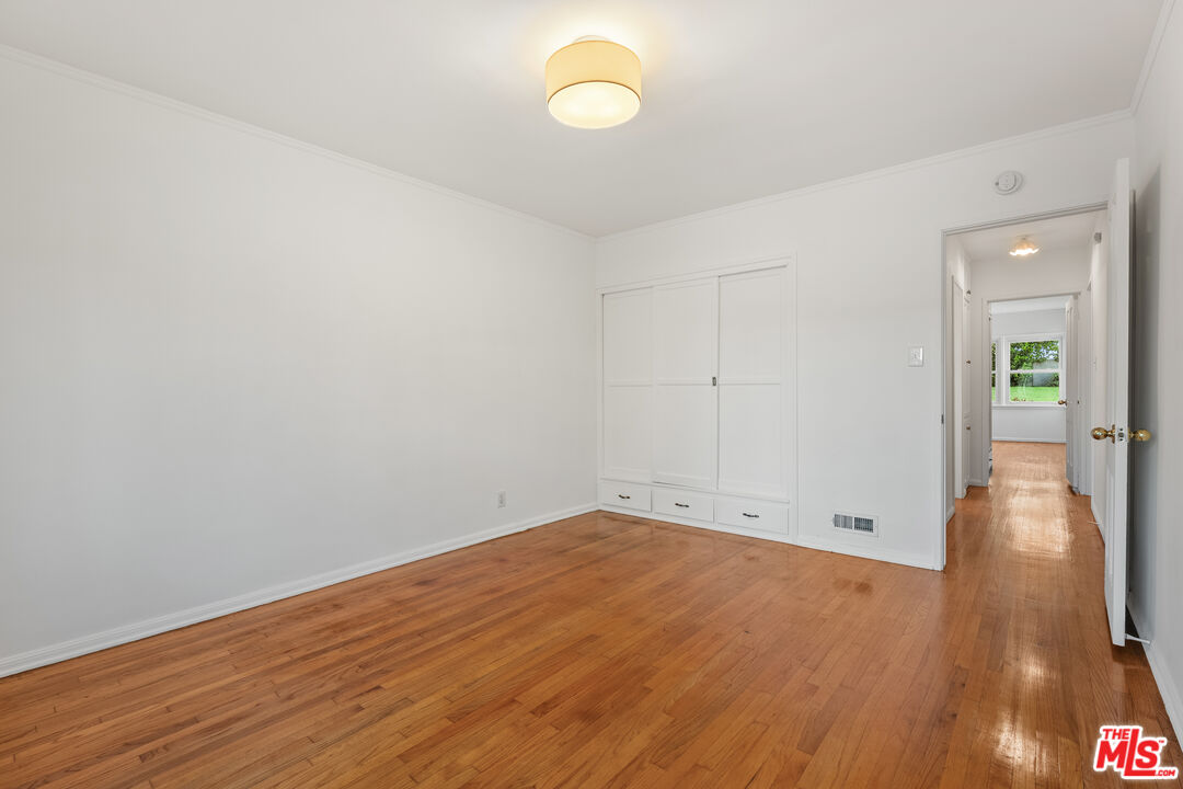 2244 Hillsboro Ave