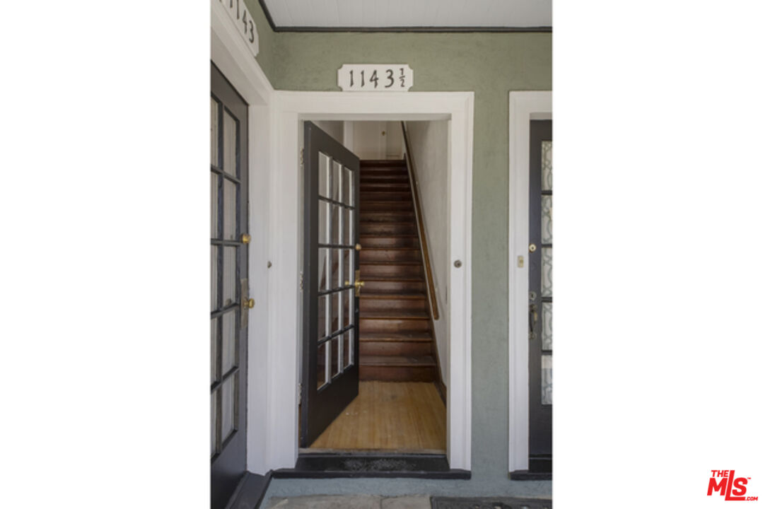 1143 N Commonwealth Ave