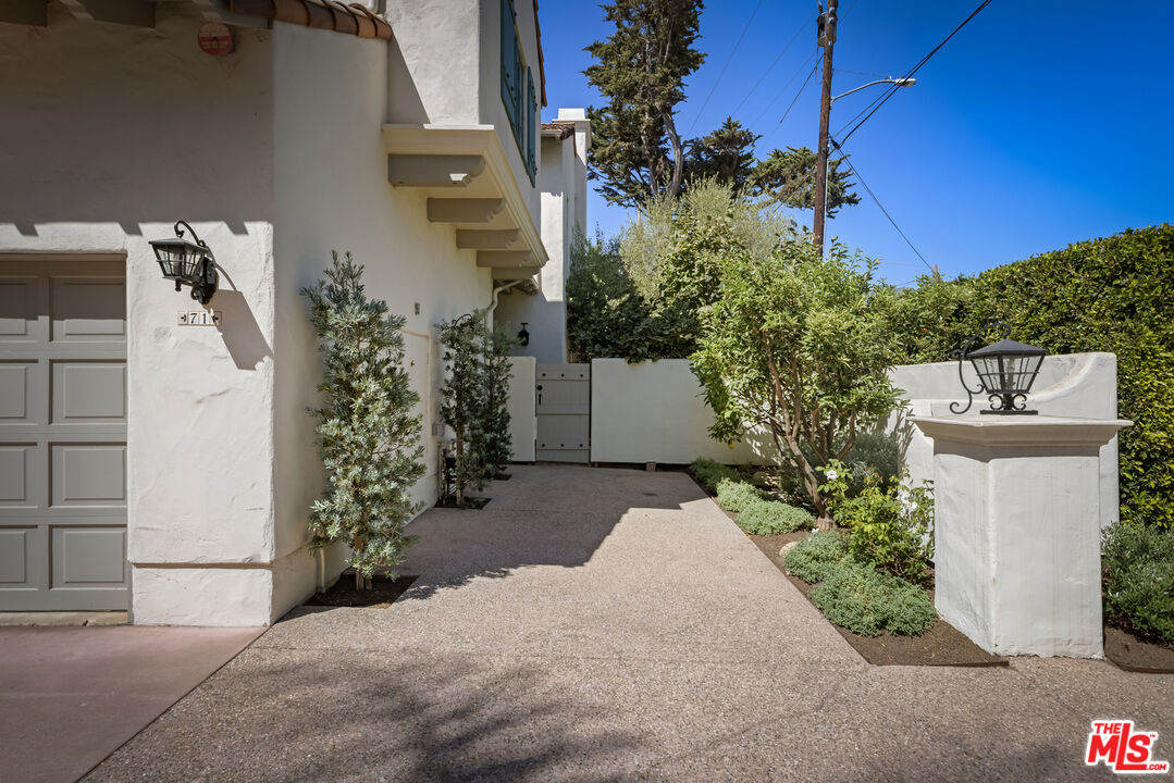 71 Olive Mill Rd