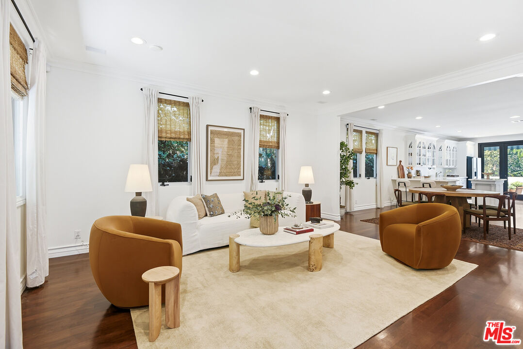 8727 Bonner Dr