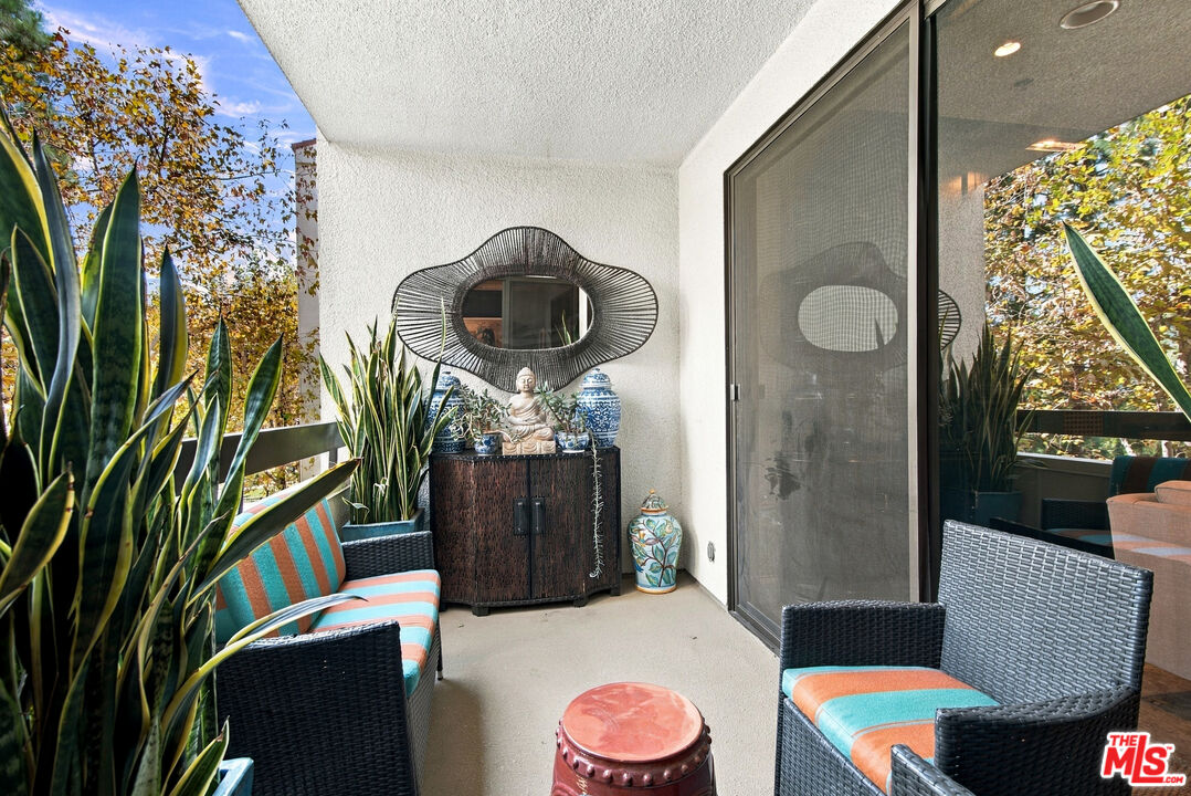 2132 Century Park Ln Unit: 209