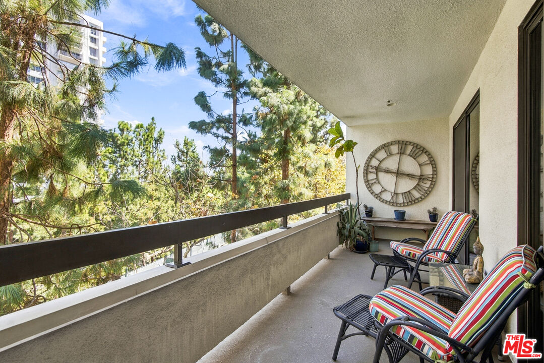 2132 Century Park Ln Unit: 209