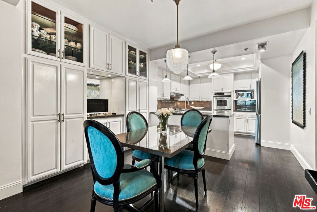 2132 Century Park Ln Unit: 209