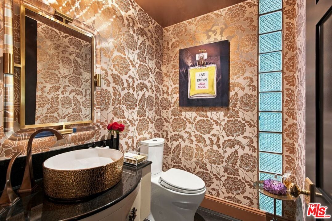 2132 Century Park Ln Unit: 209