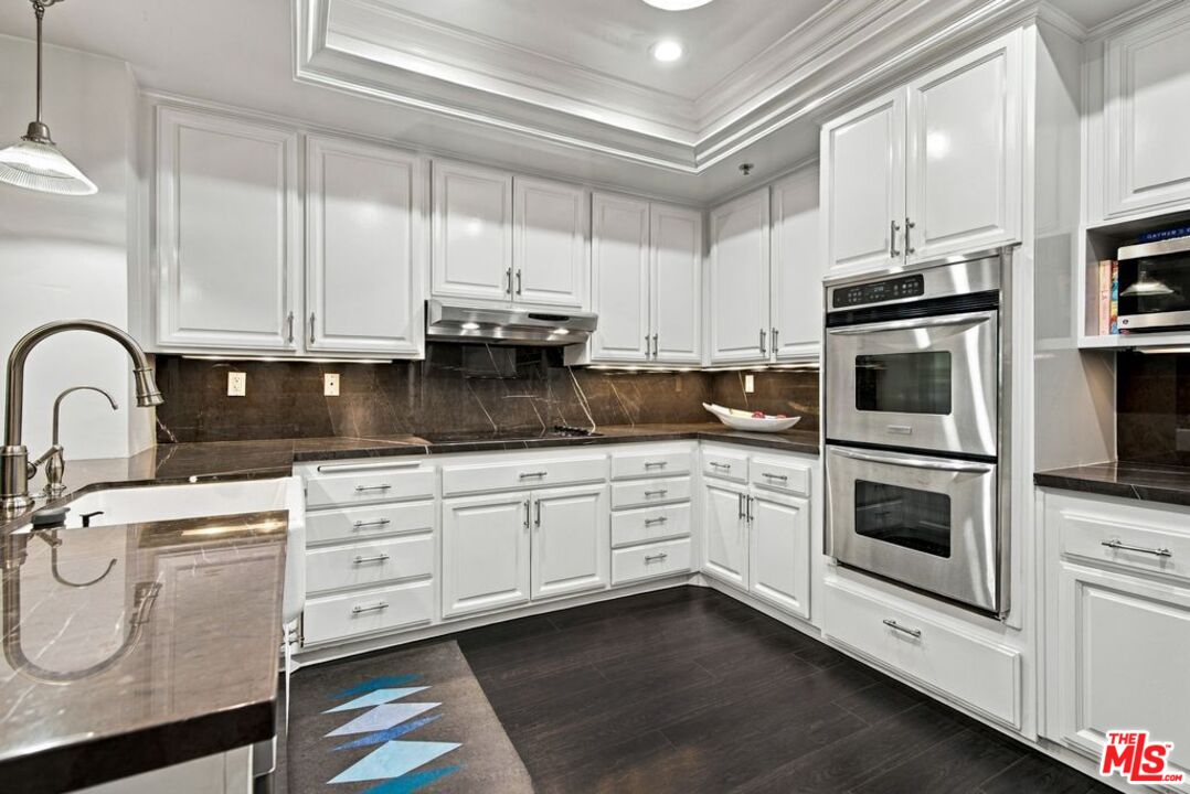 2132 Century Park Ln Unit: 209