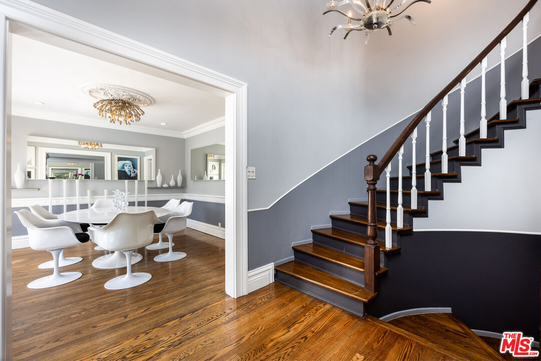 1322 Londonderry Pl