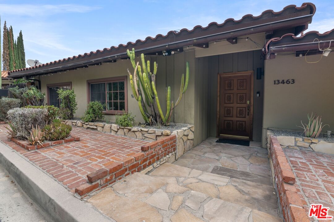 13463 Rand Dr