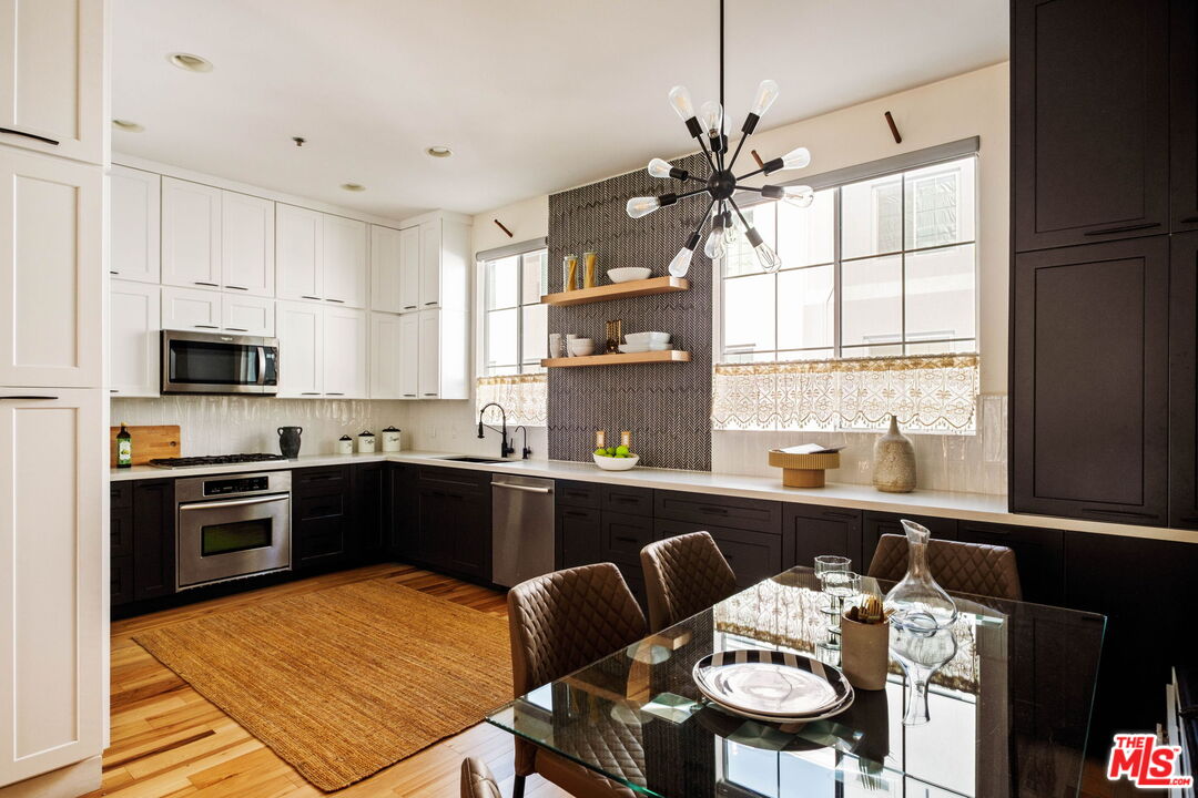 5400 Playa Vista Dr Unit: 14