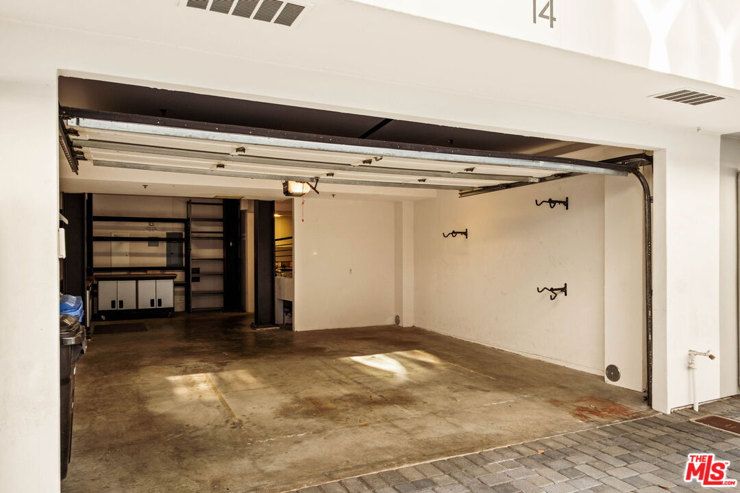 5400 Playa Vista Dr Unit: 14