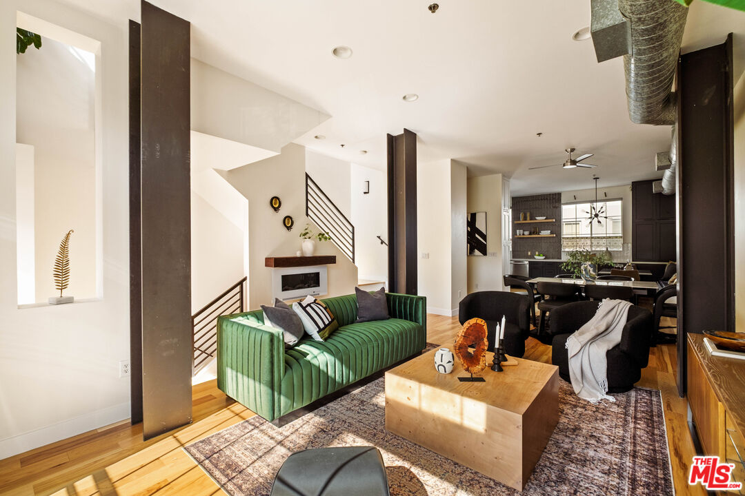 5400 Playa Vista Dr Unit: 14