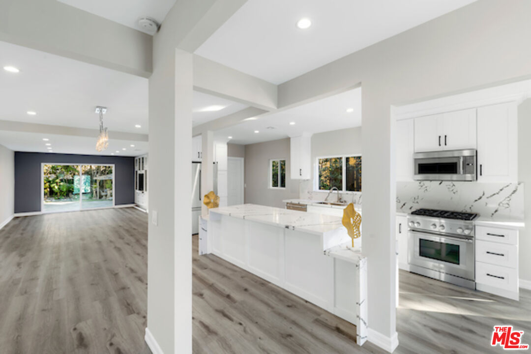 164 N Willaman Dr