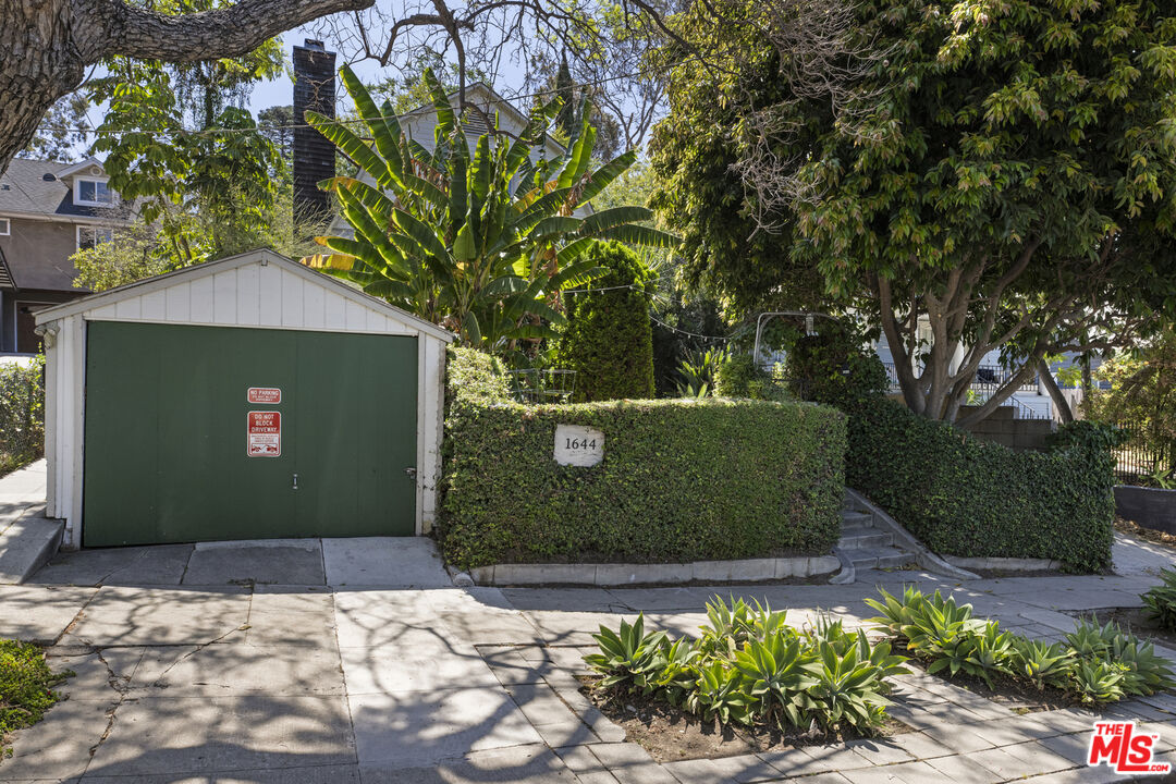 1644 Maltman Ave