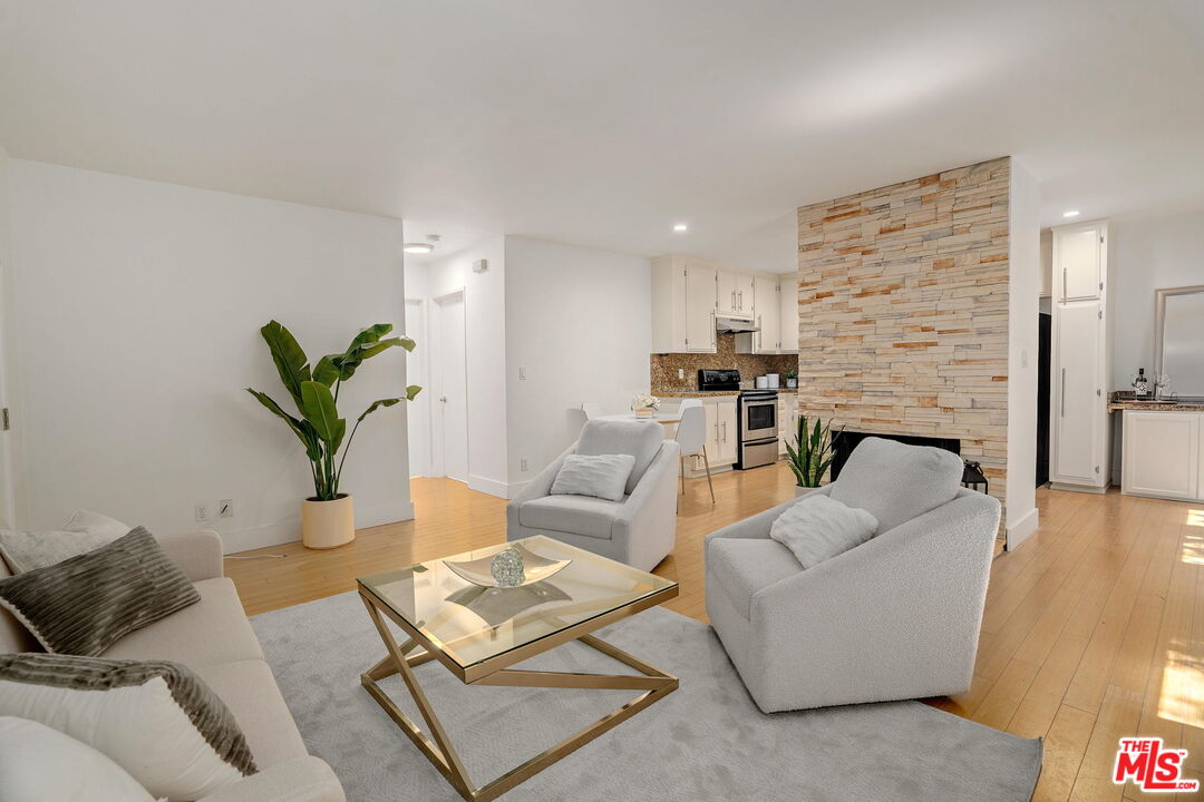 11959 Dorothy St Unit: 2