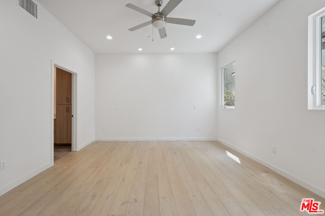 1746 Garfield Pl Unit: 101