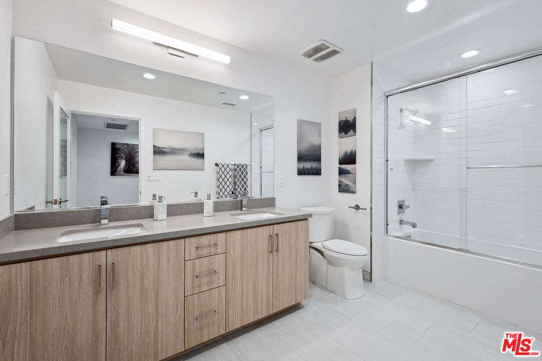 1746 Garfield Pl Unit: 203
