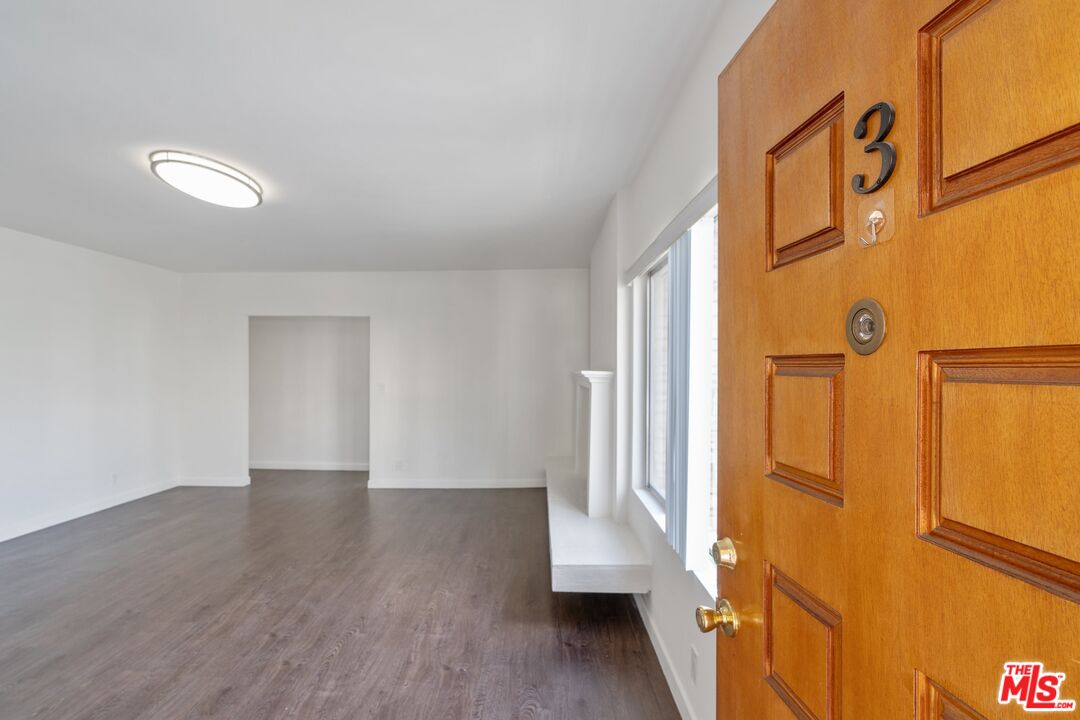 1301 S Saltair Ave Unit: 3
