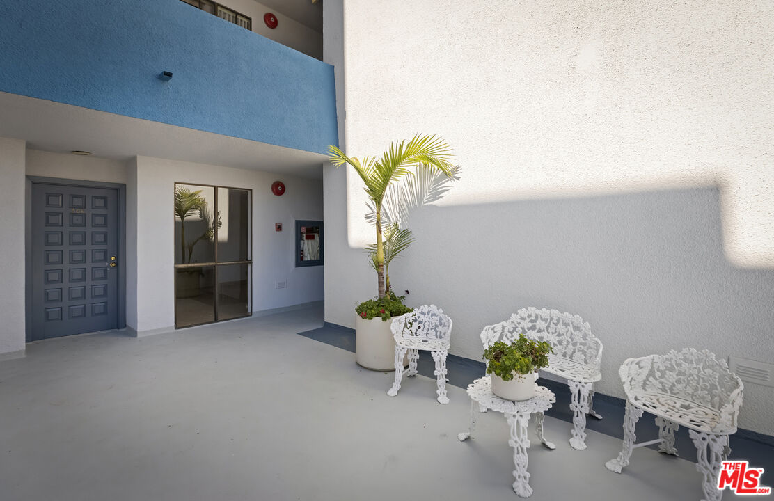 721 Esplanade Unit: 306