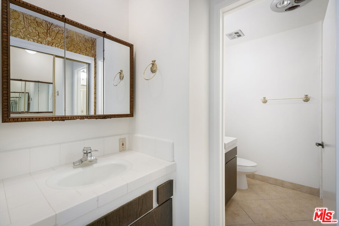 721 Esplanade Unit: 306