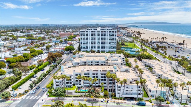 150 Ocean Park Unit: 520