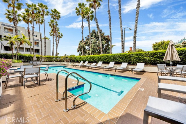 150 Ocean Park Unit: 520