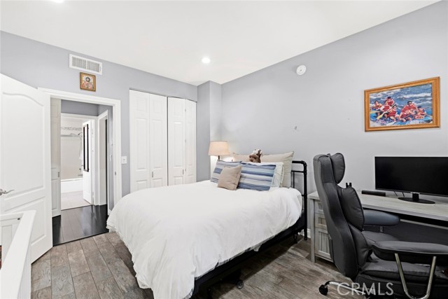 11225 Peach Grove ST Unit: 102